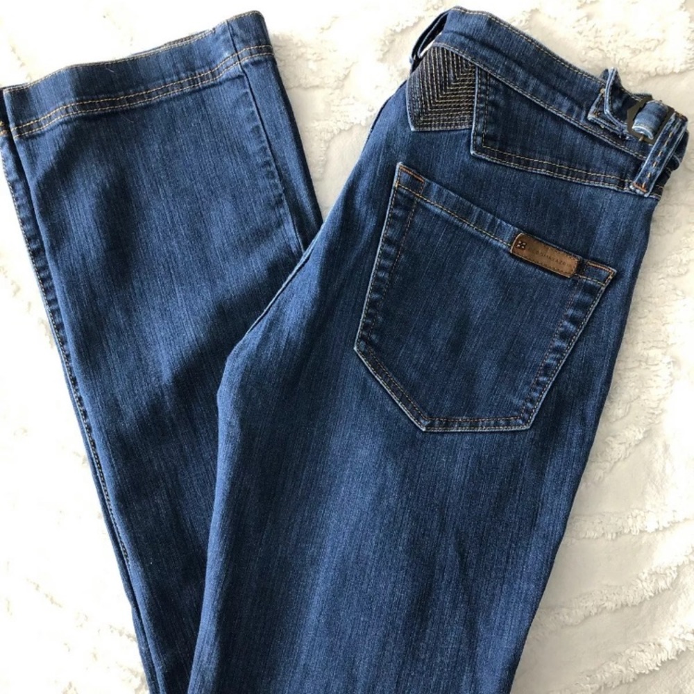 BCBG Maxazria women’s jeans Lone Straight Leg